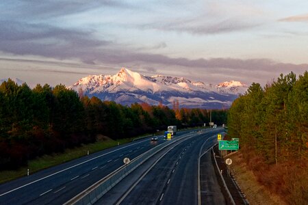 Highway cars path photo