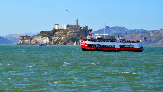 San francisco ferry alkatraz photo