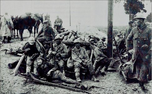 Champagne Diciembre 1914- Heridos franceses y alemanes