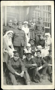 Soldiers with nurses photo