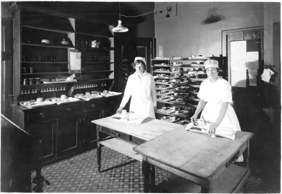 Kitchen for preparation of meals for special diets, Women'…
