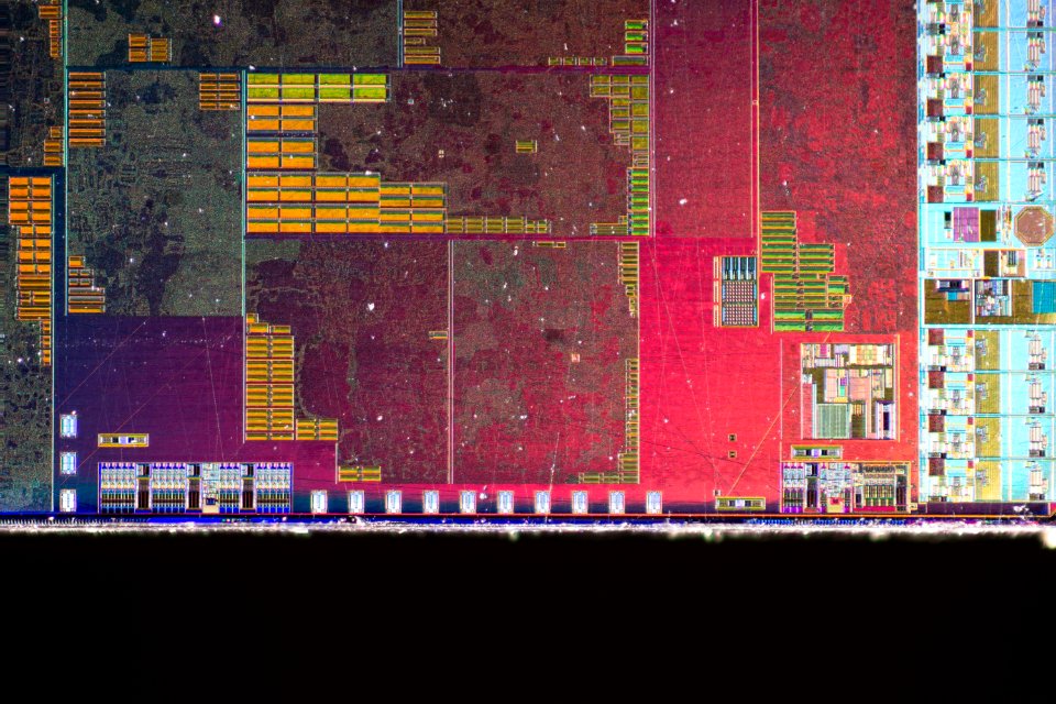 AMD@28nm@GCN_3th_gen@Fiji@Radeon_R9_Nano@SPMRC_REA0356A-15… photo