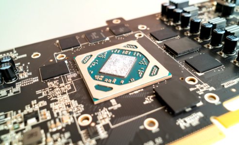 AMD@14nm@GCN_4th_gen@Polaris_10@Radeon_RX_470@1622_M60J5.0…