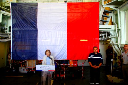 12-Ministre des armées (200)