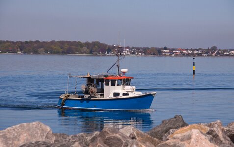 Rotation pier port