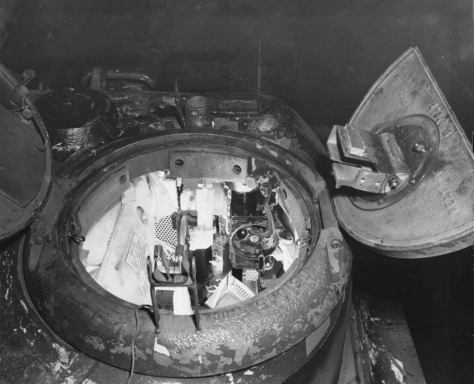 336-H-03-O1706 - Interior of M-4 tank taken from above, sh…