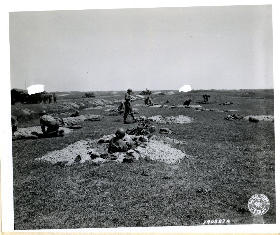 SC 190327 - Battle wise veterans of past campaigns dig the…