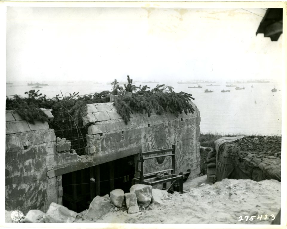 SC 275423 - A German pillbox under construction on the Oma…