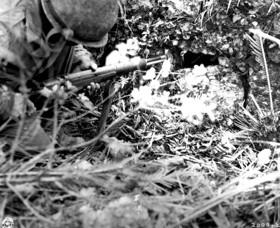 SC 208842 - An infantryman of the 184th Regt. investigates… photo