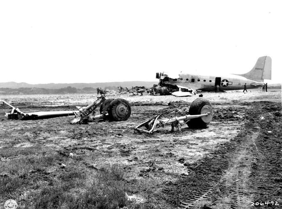 SC 206492 - Despite severe wreckage, no casualties were su…