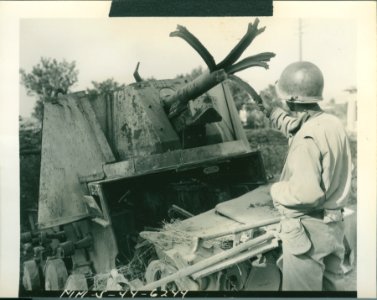 Before the gates of Rome! German armor disabled on the out…
