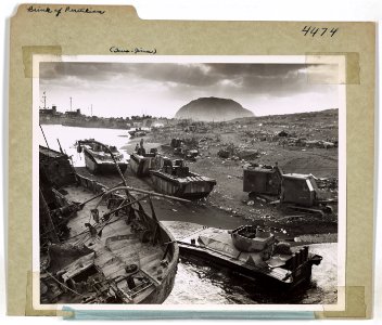 Smashed by Jap mortar and shellfire, trapped by Iwo's trea…