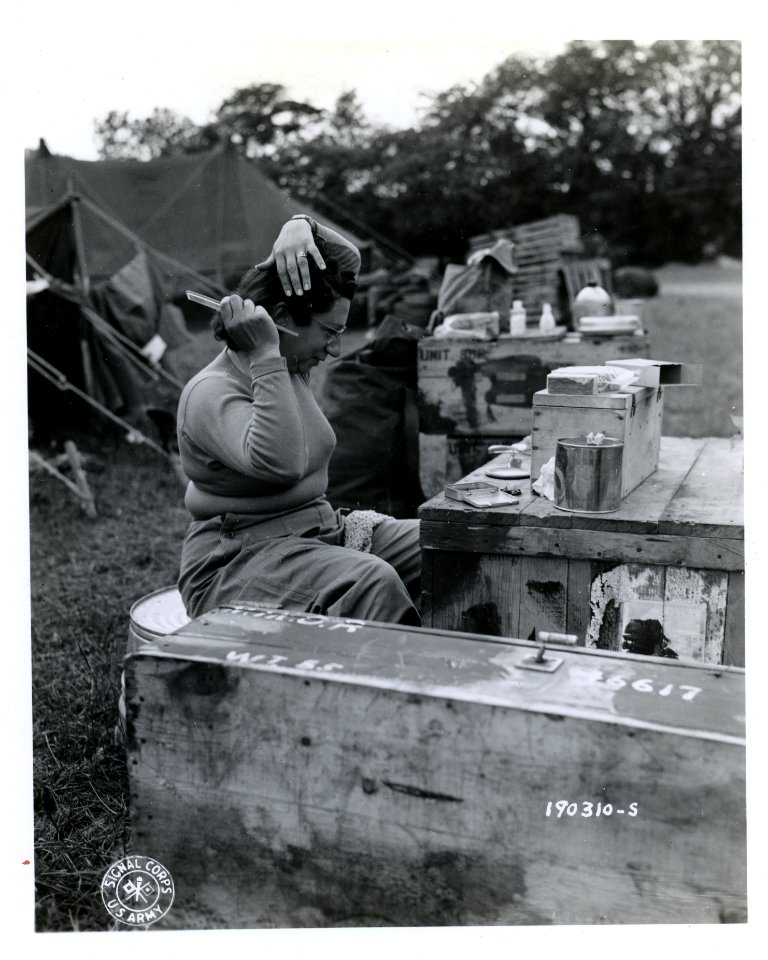 SC 190310-S - Lt. Frances Y. Slanger, U.S. Army nurse of B…