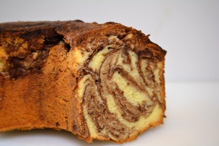 Marble cake bake cake
