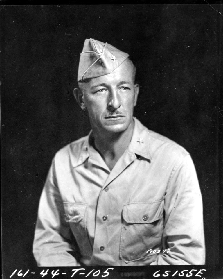 SC 190547 - Portrait of Brig. General W. E. Arnold. South …