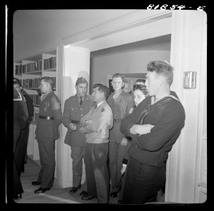 USO servicemen's club. Civic Center, San Francisco, Califo…
