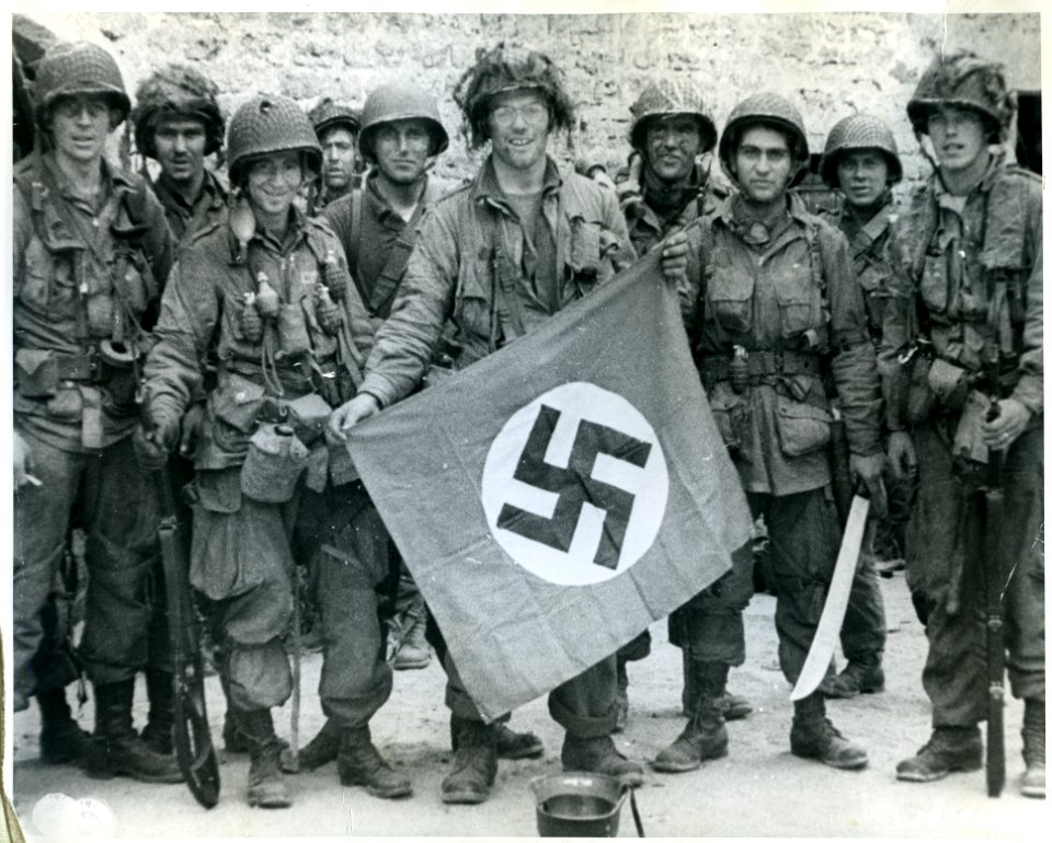 SC 189920-S - American paratroopers, among the first to ma…