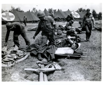 SC 190330 - U.S. Army medics make their patients comfortab… photo