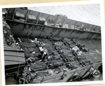 SC 190404 - Casualties crowd the floor of an amphibious cr…
