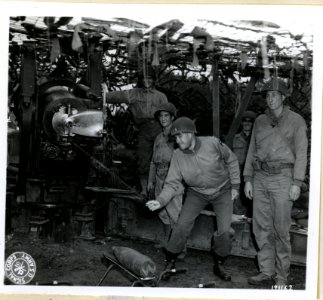 SC 191162 - This is General Bradley at the lanyard of a 15…