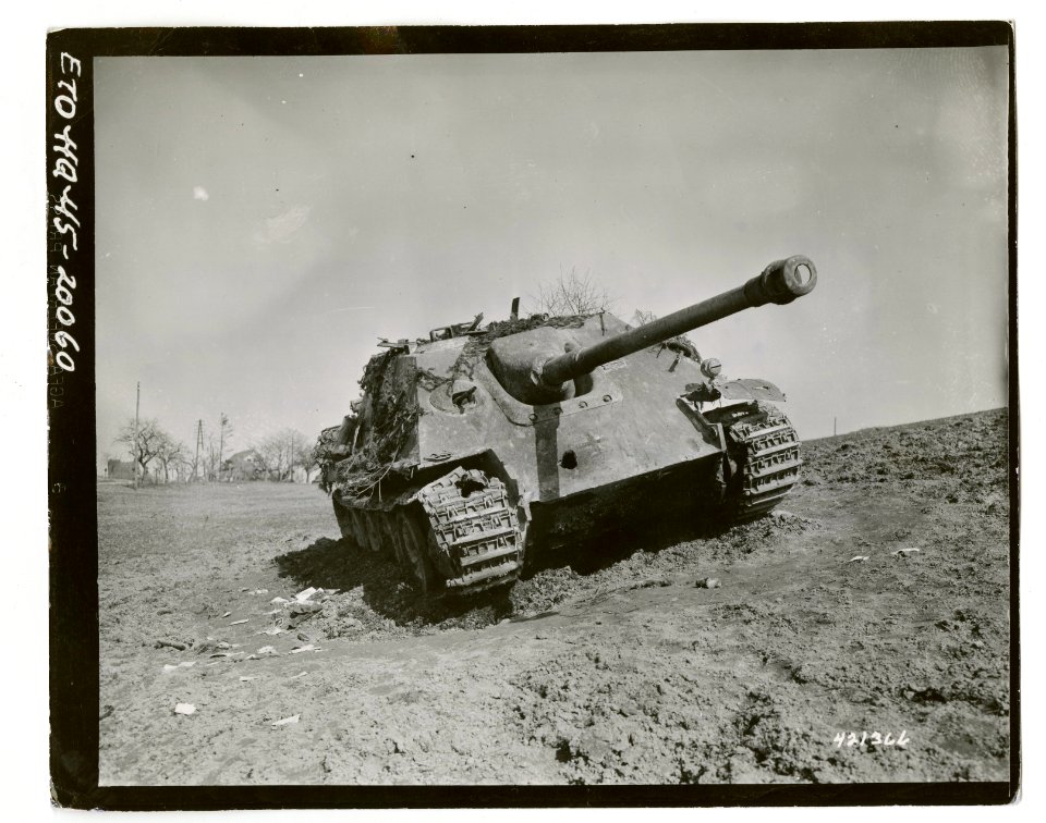 SC 421366 - Tank Destroyers of the 899th Tank Destroyer Ba…