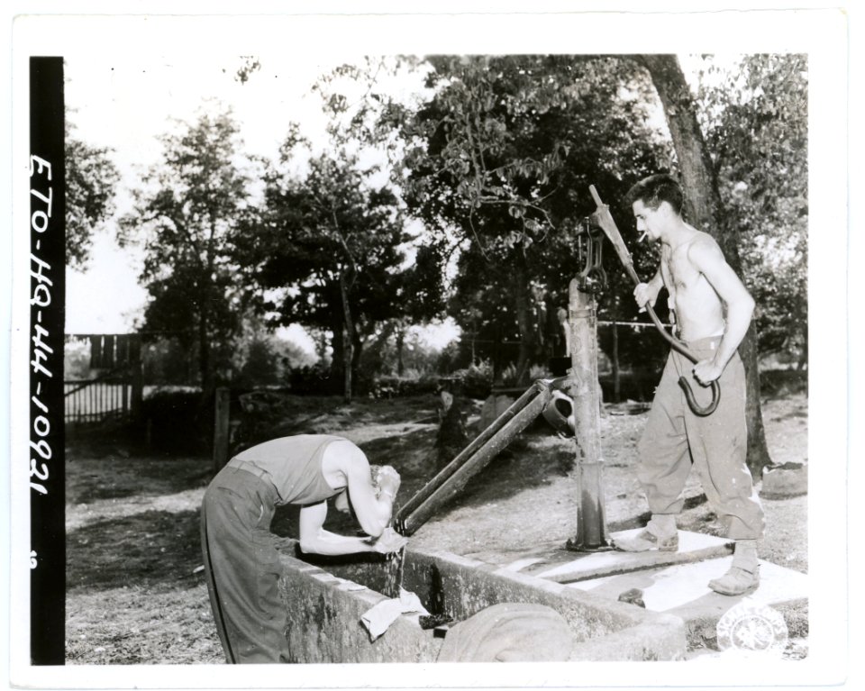 SC 183724 - Lt. AJ Salvas (left), of Sussex, New Jersey, s…