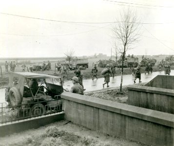 SC 253861 - 101st Airborne Infantry Division on the road b…