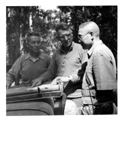 SC 190517 - Lt. Gen. Joseph W. Stilwell with Chinese Gener…