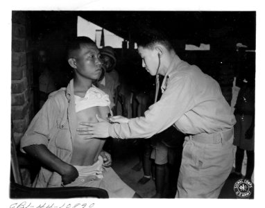 SC 190520 - A donor to the Chinese blood-bank at CATC is e…