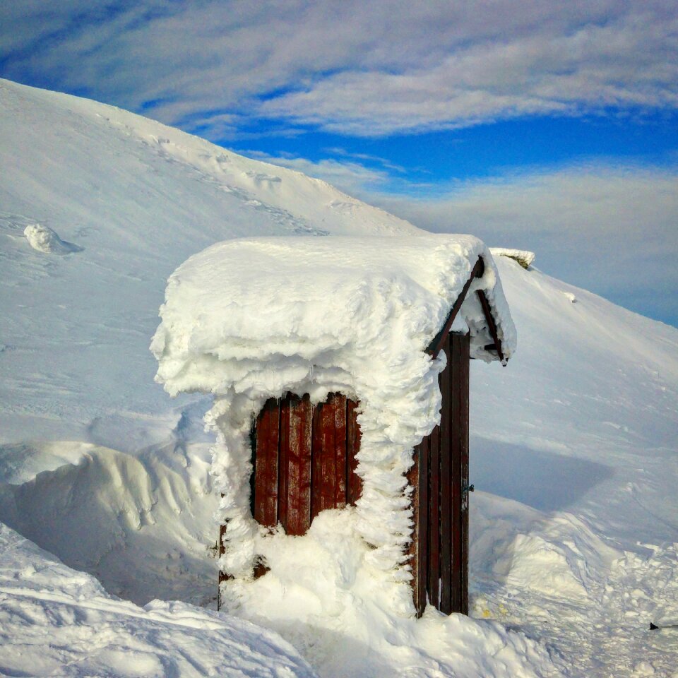 Mountain cold frozen