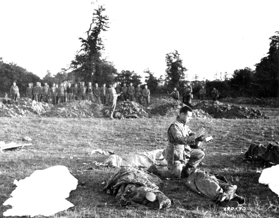 SC 190490 - U.S. Army Chaplain Francis L. Sampson of Sioux…