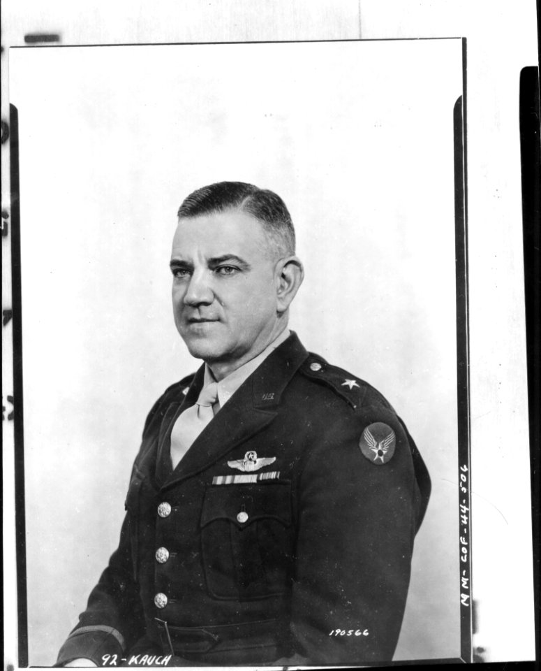 SC 190566 - Portrait of Brig. Gen. R. Kauch, North Africa,…