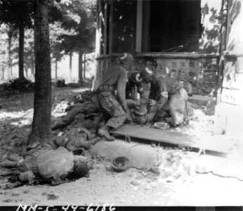 SC 190576 - Shown here are American medics from the [censo…