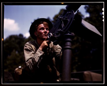 Good man, good gun: a private of the armored forces does s…