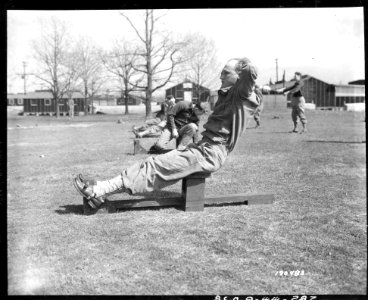 SC 190483 - The rocking chair which strengthens stomach, l…
