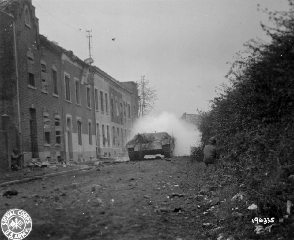 SC 196335 - A white cloud of smoke partly envelopes this G…