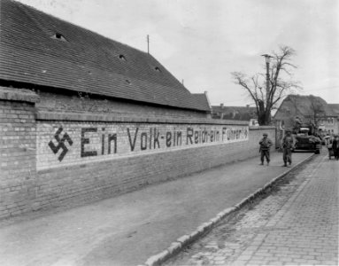 SC 411832 - "One People, One Empire, One Leader" Nazi prop…