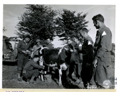 SC 190594 - Pvt. Robert O'Berg is busy getting a drink of …