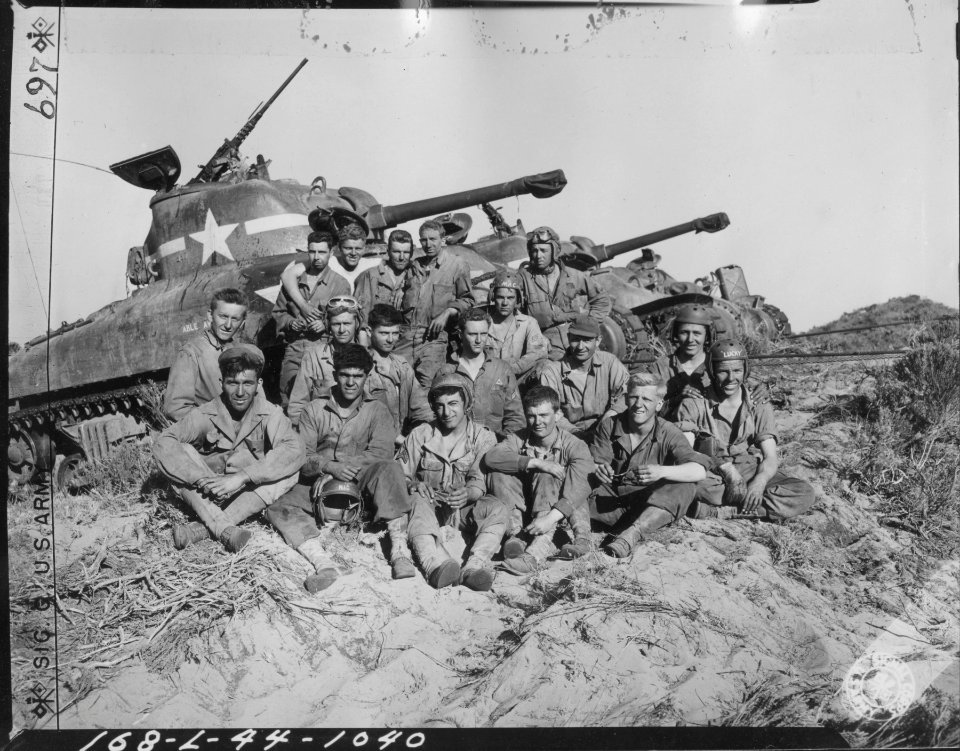 1st Platoon, Co. A, 710th Tank Bn., Camp Cooke, Calif. Gro…