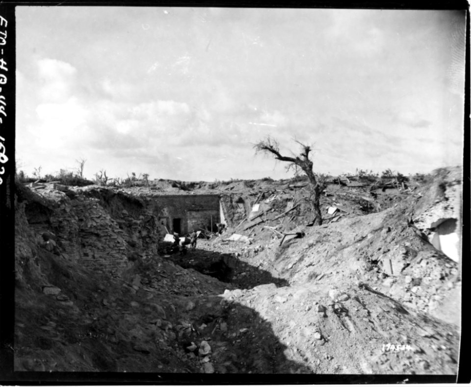 SC 194534 - After cleaning out Fort Kerandoux, Yank infant…