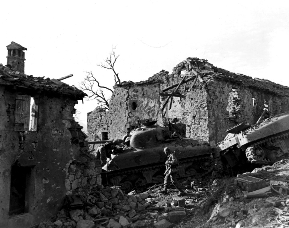 Men of the 87th Mtn. Inf., 10th Mtn. Div., took the batter…