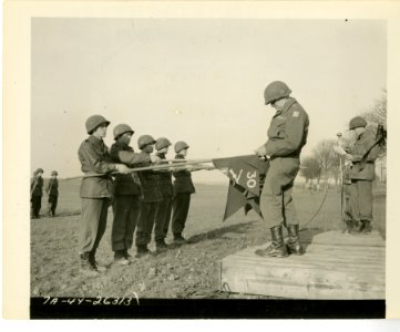 Members of 3rd Battalion, 30th Infantry Regiment, 3rd Infa… photo