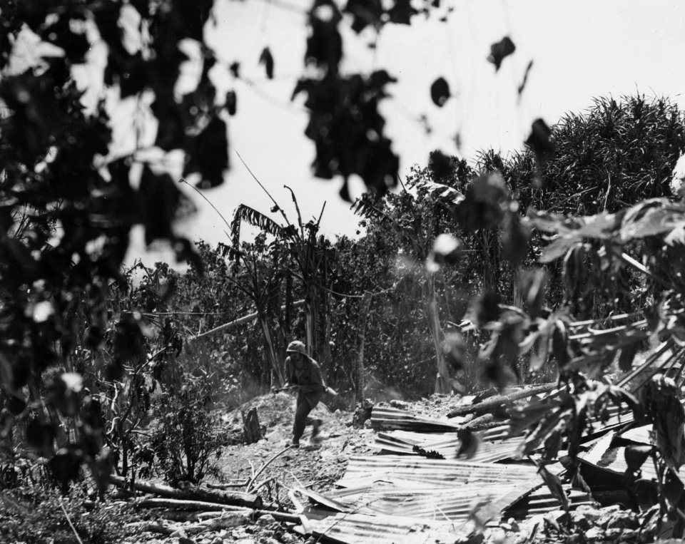 Jap snipers make it hot for an officer of the 2nd Marine D…