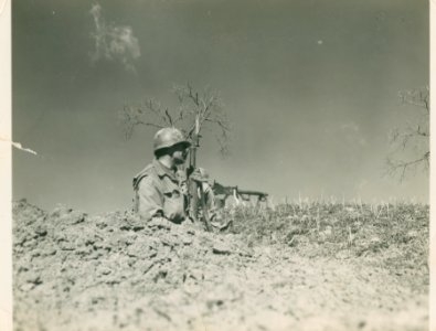 Light machine gun of K Co., 87th Mountain Infantry, 10th M…
