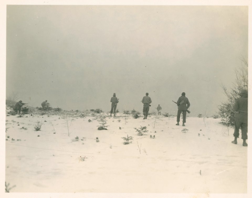 Fanning out, the patrol begins to get close to their objec…