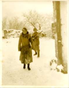 The 10000th prisoner of war captured by the 6th Armored Di…