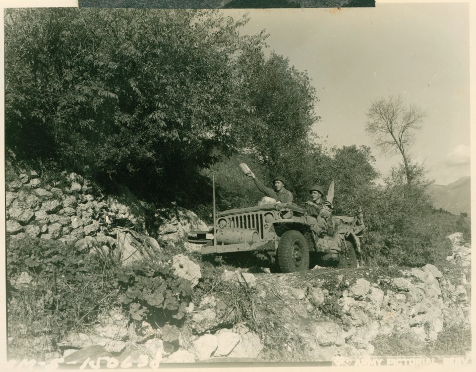 3rd ID GIs delivering Christmas gifts in Italy, 1943