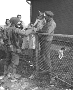 SC 19407 - Pvt. Eugene V. Webber, left, of San Leandre, Ca… photo