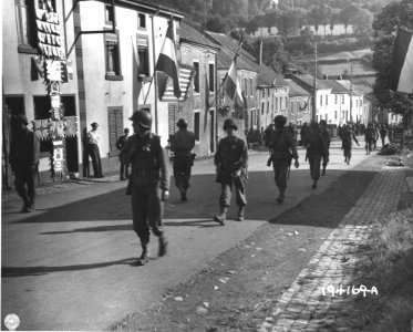 SC 194169 - In pursuit of the rapidly retreating Germans, … photo