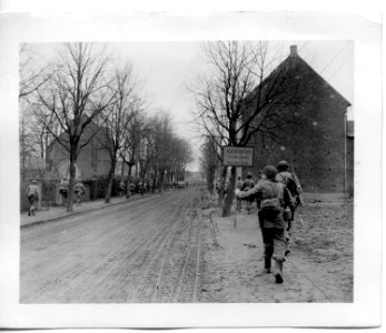 SC 270967 - Troops of Co. L, 119th Infantry Regiment, 30th… photo